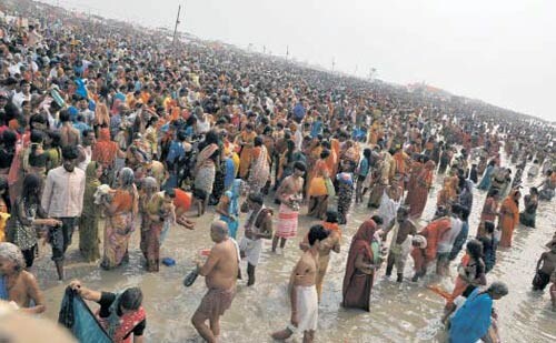 30 नवंबर 2011: तस्वीरों में देखें इंडिया टुडे | इंडिया 30 नवंबर 2011: तस्वीरों में देखें इंडिया टुडे | <a style='COLOR: #d71920' href='http://bit.ly/indiatoday-hindi-section' target='_blank'>इंडिया