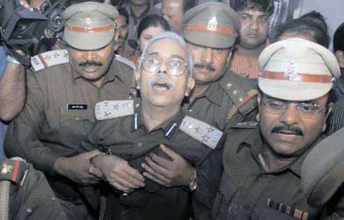 23 नवंबर 2011: तस्‍वीरों में देखें इंडिया