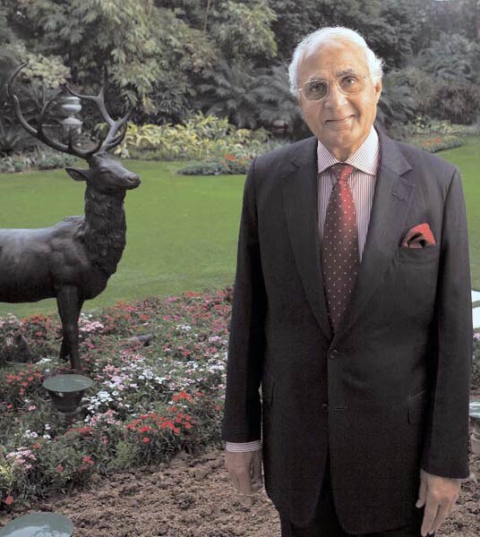 30 नवंबर 2011: तस्वीरों में देखें इंडिया टुडे | इंडिया 30 नवंबर 2011: तस्वीरों में देखें इंडिया टुडे | <a style='COLOR: #d71920' href='http://bit.ly/indiatoday-hindi-section' target='_blank'>इंडिया