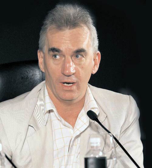 30 नवंबर 2011: तस्‍वीरों में देखें इंडिया टुडे | <a style='COLOR: #d71920' href='http://bit.ly/indiatoday-hindi-section' target='_blank'>इंडिया