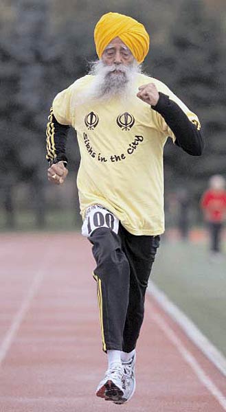 30 नवंबर 2011: तस्‍वीरों में देखें इंडिया टुडे | <a style='COLOR: #d71920' href='http://bit.ly/indiatoday-hindi-section' target='_blank'>इंडिया