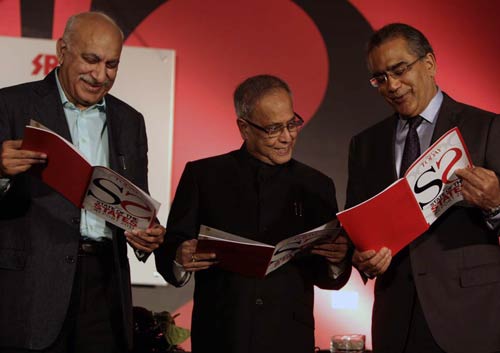 स्‍टेट ऑफ स्‍टेट्स: और पुरस्‍कार मिलता है.... | <a style='COLOR: #d71920' href='http://bit.ly/indiatoday-hindi-section' target='_blank'>इंडिया