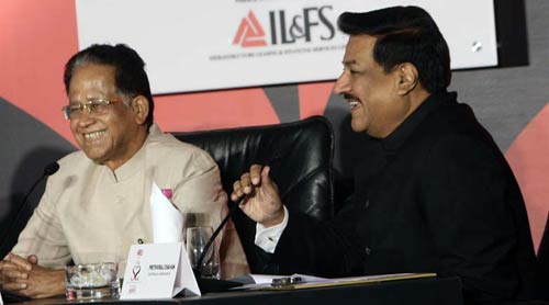 स्‍टेट ऑफ स्‍टेट्स: और पुरस्‍कार मिलता है.... | <a style='COLOR: #d71920' href='http://bit.ly/indiatoday-hindi-section' target='_blank'>इंडिया