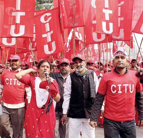 नई नस्‍ल के मजदूर संघ नेता | <a style='COLOR: #d71920' href='http://bit.ly/indiatoday-hindi-section' target='_blank'>पढ़ें इंडिया