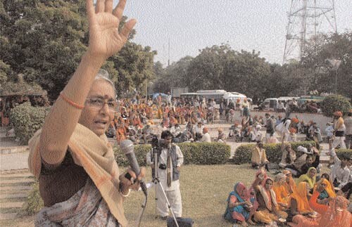 28 दिसम्बर 2011: तस्वीरों में देखें इंडिया 28 दिसम्बर 2011: तस्वीरों में देखें इंडिया