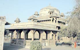 28 दिसम्‍बर 2011: तस्‍वीरों में देखें इंडिया