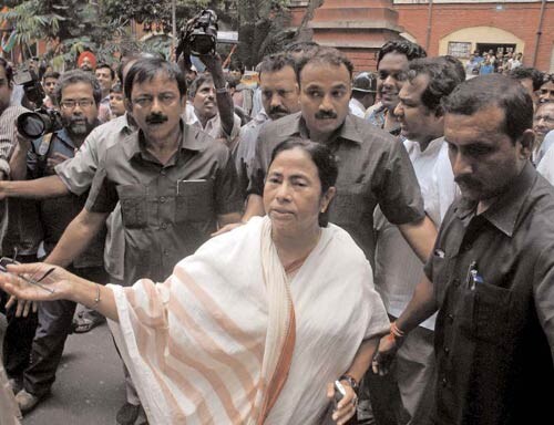 14 दिसंबर 2011: तस्वीरों में देखें इंडिया 14 दिसंबर 2011: तस्वीरों में देखें इंडिया