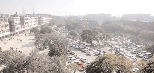 25 जनवरी 2012: तस्वीरों में देखें इंडिया टुडे | इंडिया 25 जनवरी 2012: तस्वीरों में देखें इंडिया टुडे | <a style='COLOR: #d71920' href='http://bit.ly/indiatoday-hindi-section' target='_blank'>इंडिया