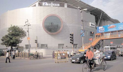 25 जनवरी 2012: तस्‍वीरों में देखें इंडिया टुडे | <a style='COLOR: #d71920' href='http://bit.ly/indiatoday-hindi-section' target='_blank'>इंडिया