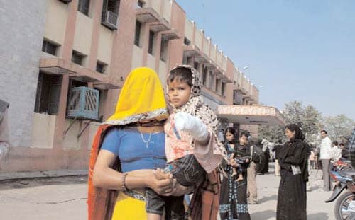 11 जनवरी 2012: तस्वीरों में देखें इंडिया 11 जनवरी 2012: तस्वीरों में देखें इंडिया