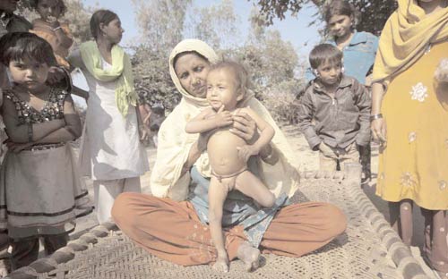 8 फरवरी 2012: तस्‍वीरों में इंडिया टुडे | <a style='COLOR: #d71920' href='http://bit.ly/indiatoday-hindi-section' target='_blank'>पढ़ें इंडिया