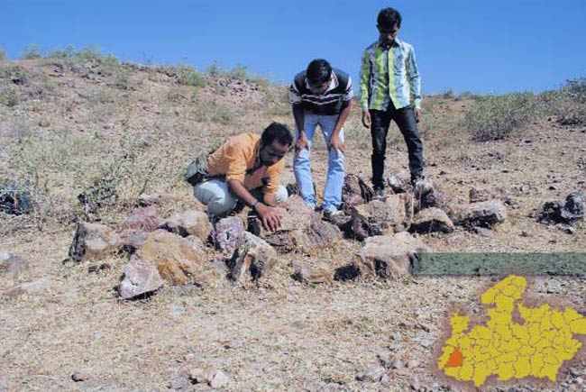 22 फरवरी 2012: तस्‍वीरों में इंडिया टुडे | <a style='COLOR: #d71920' href='http://bit.ly/indiatoday-hindi-section' target='_blank'>पढ़ें इंडिया