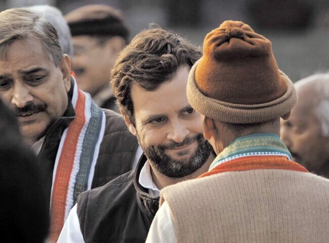 29 फरवरी 2012: तस्वीरों में इंडिया टुडे | पढ़ें इंडिया 29 फरवरी 2012: तस्वीरों में इंडिया टुडे | <a style='COLOR: #d71920' href='http://bit.ly/indiatoday-hindi-section' target='_blank'>पढ़ें इंडिया