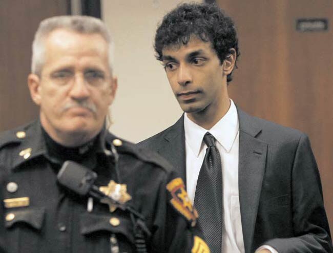 22 फरवरी 2012: तस्वीरों में इंडिया टुडे | पढ़ें इंडिया 22 फरवरी 2012: तस्वीरों में इंडिया टुडे | <a style='COLOR: #d71920' href='http://bit.ly/indiatoday-hindi-section' target='_blank'>पढ़ें इंडिया