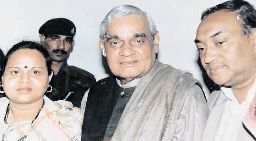 07 मार्च 2012: तस्वीरों में इंडिया टुडे | पढ़ें इंडिया 07 मार्च 2012: तस्वीरों में इंडिया टुडे | <a style='COLOR: #d71920' href='http://bit.ly/indiatoday-hindi-section' target='_blank'>पढ़ें इंडिया