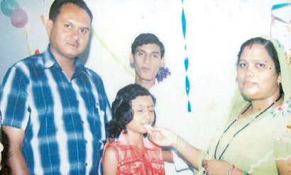 07 मार्च 2012: तस्वीरों में इंडिया टुडे | पढ़ें इंडिया 07 मार्च 2012: तस्वीरों में इंडिया टुडे | <a style='COLOR: #d71920' href='http://bit.ly/indiatoday-hindi-section' target='_blank'>पढ़ें इंडिया