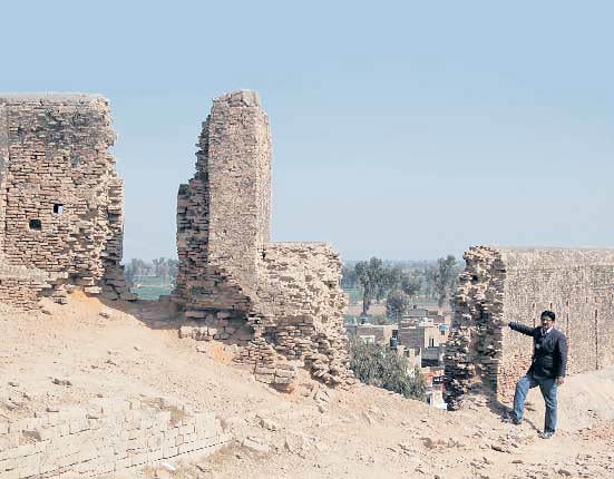 07 मार्च 2012: तस्वीरों में इंडिया टुडे | पढ़ें इंडिया 07 मार्च 2012: तस्वीरों में इंडिया टुडे | <a style='COLOR: #d71920' href='http://bit.ly/indiatoday-hindi-section' target='_blank'>पढ़ें इंडिया