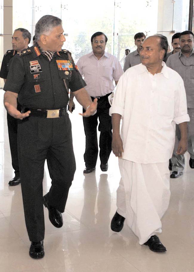 14 मार्च 2012: तस्‍वीरों में इंडिया टुडे | <a style='COLOR: #d71920' href='http://bit.ly/indiatoday-hindi-section' target='_blank'>पढ़ें इंडिया