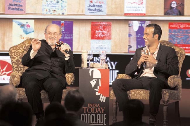 04 अप्रैल 2012: तस्वीरों में इंडिया टुडे | पढ़ें इंडिया 04 अप्रैल 2012: तस्वीरों में इंडिया टुडे | <a style='COLOR: #d71920' href='http://bit.ly/indiatoday-hindi-section' target='_blank'>पढ़ें इंडिया