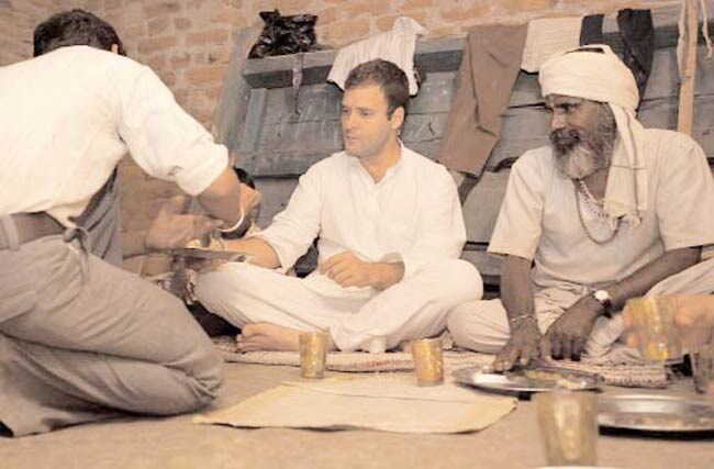 21 मार्च 2012: तस्वीरों में इंडिया टुडे | पढ़ें इंडिया 21 मार्च 2012: तस्वीरों में इंडिया टुडे | <a style='COLOR: #d71920' href='http://bit.ly/indiatoday-hindi-section' target='_blank'>पढ़ें इंडिया