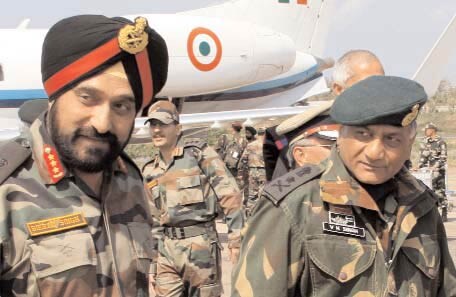 21 मार्च 2012: तस्वीरों में इंडिया टुडे | पढ़ें इंडिया 21 मार्च 2012: तस्वीरों में इंडिया टुडे | <a style='COLOR: #d71920' href='http://bit.ly/indiatoday-hindi-section' target='_blank'>पढ़ें इंडिया