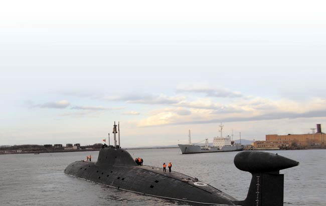 11 अप्रैल 2012: तस्वीरों में इंडिया टुडे | पढ़ें इंडिया 11 अप्रैल 2012: तस्वीरों में इंडिया टुडे | <a style='COLOR: #d71920' href='http://bit.ly/indiatoday-hindi-section' target='_blank'>पढ़ें इंडिया