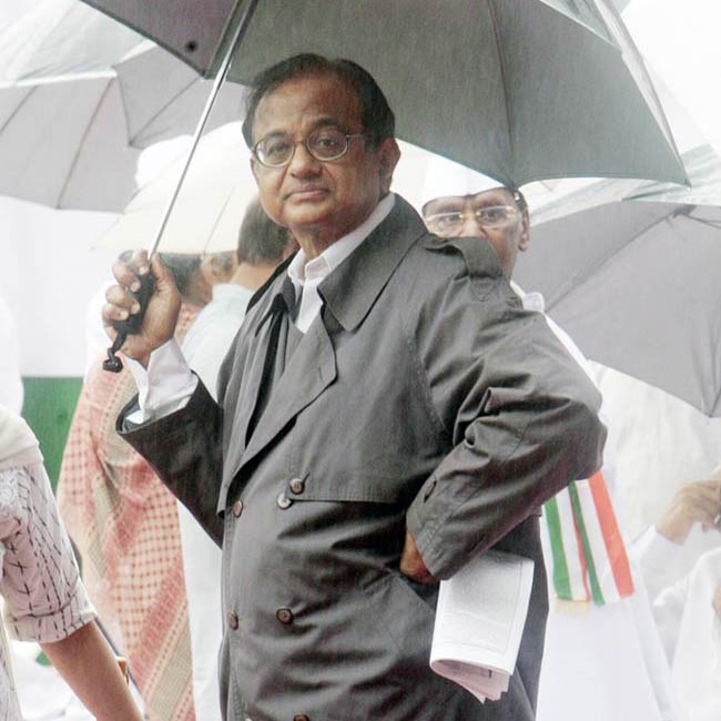 राजनीति के टॉप 10 | <a style='COLOR: #d71920' href='http://bit.ly/high-and-almighty' target='_blank'>ऊंचे और असरदार