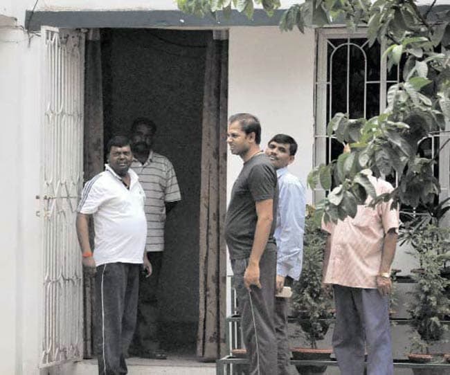 6 जून 2012: तस्वीरों में इंडिया टुडे | पढ़ें इंडिया 6 जून 2012: तस्वीरों में इंडिया टुडे | <a style='COLOR: #d71920' href='http://bit.ly/indiatoday-hindi-section' target='_blank'>पढ़ें इंडिया