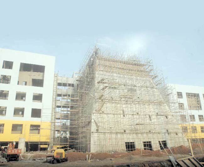 9 मई 2012: तस्वीरों में इंडिया टुडे | पढ़ें इंडिया 9 मई 2012: तस्वीरों में इंडिया टुडे | <a style='COLOR: #d71920' href='http://bit.ly/indiatoday-hindi-section' target='_blank'>पढ़ें इंडिया