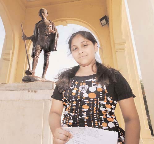 20 जून 2012: तस्‍वीरों में इंडिया टुडे | <a style='COLOR: #d71920' href='http://bit.ly/indiatoday-hindi-section' target='_blank'>पढ़ें इंडिया