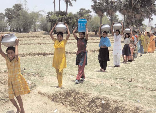 20 जून 2012: तस्‍वीरों में इंडिया टुडे | <a style='COLOR: #d71920' href='http://bit.ly/indiatoday-hindi-section' target='_blank'>पढ़ें इंडिया