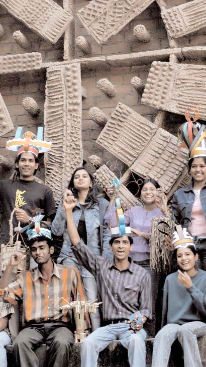 20 जून 2012: तस्‍वीरों में इंडिया टुडे | <a style='COLOR: #d71920' href='http://bit.ly/indiatoday-hindi-section' target='_blank'>पढ़ें इंडिया