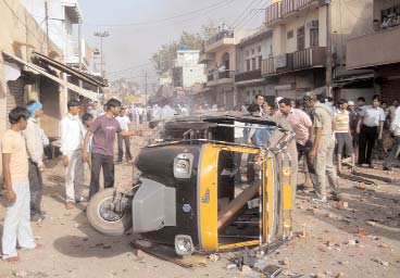 20 जून 2012: तस्‍वीरों में इंडिया टुडे | <a style='COLOR: #d71920' href='http://bit.ly/indiatoday-hindi-section' target='_blank'>पढ़ें इंडिया