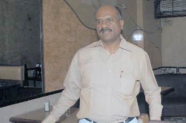 4 जुलाई 2012: तस्‍वीरों में इंडिया टुडे | <a style='COLOR: #d71920' href='http://bit.ly/indiatoday-hindi-section' target='_blank'>पढ़ें इंडिया