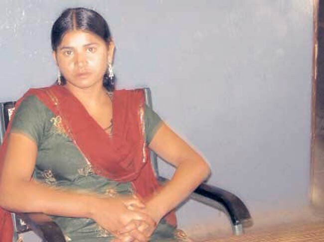 4 जुलाई 2012: तस्वीरों में इंडिया टुडे | पढ़ें इंडिया 4 जुलाई 2012: तस्वीरों में इंडिया टुडे | <a style='COLOR: #d71920' href='http://bit.ly/indiatoday-hindi-section' target='_blank'>पढ़ें इंडिया