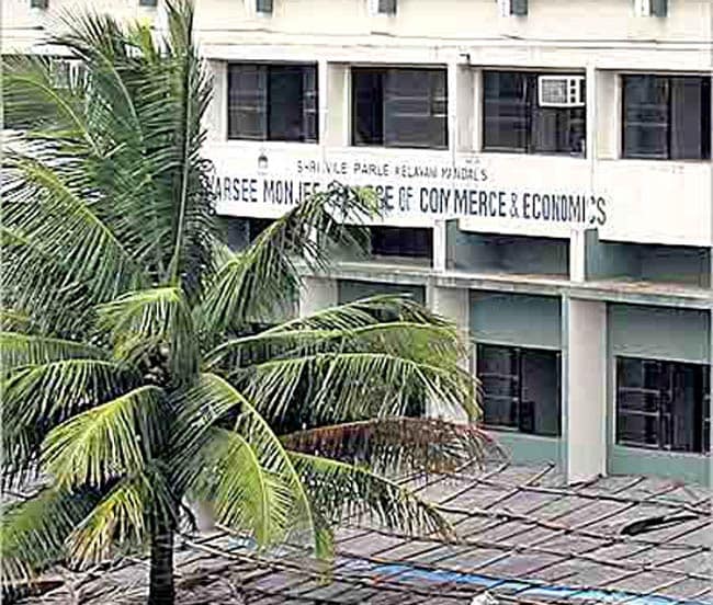 देश के टॉप 10 कॉमर्स कॉलेज | <a style='COLOR: #d71920' href='http://bit.ly/NviMMn' देश के टॉप 10 कॉमर्स कॉलेज | <a style='COLOR: #d71920' href='http://bit.ly/NviMMn'