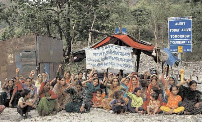 25 जुलाई 2012: तस्वीरों में इंडिया टुडे | पढ़ें इंडिया 25 जुलाई 2012: तस्वीरों में इंडिया टुडे | <a style='COLOR: #d71920' href='http://bit.ly/indiatoday-hindi-section' target='_blank'>पढ़ें इंडिया