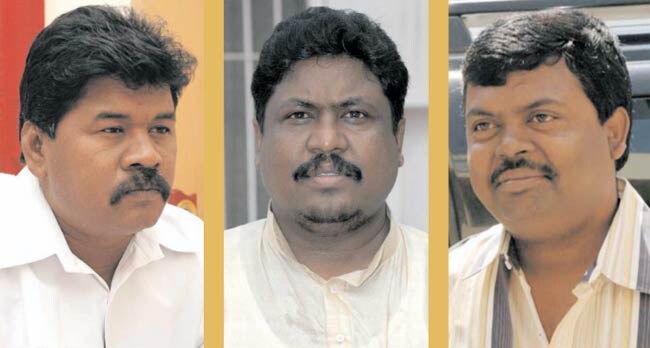 15 अगस्त 2012: तस्वीरों में इंडिया टुडे | पढ़ें इंडिया 15 अगस्त 2012: तस्वीरों में इंडिया टुडे | <a style='COLOR: #d71920' href='http://bit.ly/indiatoday-hindi-section' target='_blank'>पढ़ें इंडिया