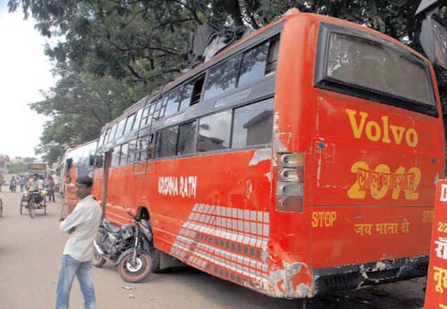 15 अगस्त 2012: तस्वीरों में इंडिया टुडे | पढ़ें इंडिया 15 अगस्त 2012: तस्वीरों में इंडिया टुडे | <a style='COLOR: #d71920' href='http://bit.ly/indiatoday-hindi-section' target='_blank'>पढ़ें इंडिया