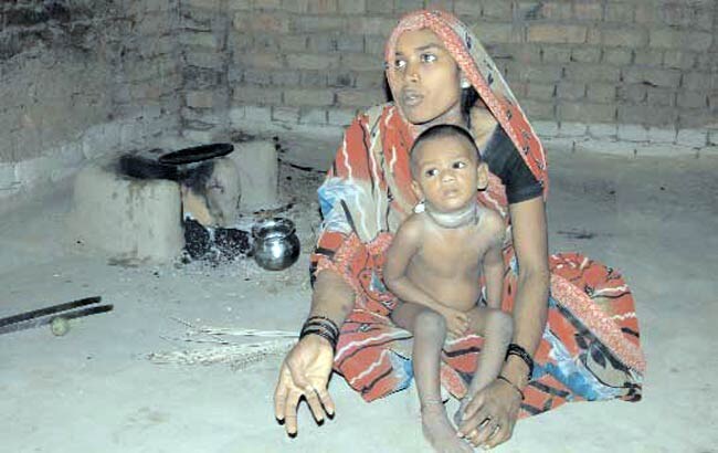 5 सितंबर 2012: तस्वीरों में इंडिया टुडे | पढ़ें इंडिया 5 सितंबर 2012: तस्वीरों में इंडिया टुडे | <a style='COLOR: #d71920' href='http://bit.ly/indiatoday-hindi-section' target='_blank'>पढ़ें इंडिया