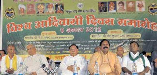 5 सितंबर 2012: तस्वीरों में इंडिया टुडे | पढ़ें इंडिया 5 सितंबर 2012: तस्वीरों में इंडिया टुडे | <a style='COLOR: #d71920' href='http://bit.ly/indiatoday-hindi-section' target='_blank'>पढ़ें इंडिया