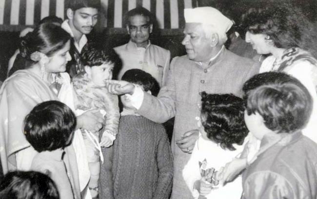 15 अगस्‍त 2012: तस्‍वीरों में इंडिया टुडे | <a style='COLOR: #d71920' href='http://bit.ly/indiatoday-hindi-section' target='_blank'>पढ़ें इंडिया