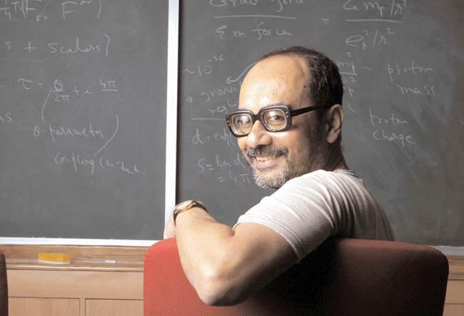 15 अगस्त 2012: तस्वीरों में इंडिया टुडे | पढ़ें इंडिया 15 अगस्त 2012: तस्वीरों में इंडिया टुडे | <a style='COLOR: #d71920' href='http://bit.ly/indiatoday-hindi-section' target='_blank'>पढ़ें इंडिया