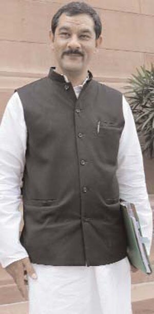 19 सितंबर 2012: तस्वीरों में इंडिया टुडे | पढ़ें इंडिया 19 सितंबर 2012: तस्वीरों में इंडिया टुडे | <a style='COLOR: #d71920' href='http://bit.ly/indiatoday-hindi-section' target='_blank'>पढ़ें इंडिया