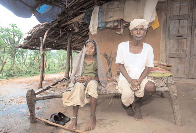 12 सितंबर 2012: तस्‍वीरों में इंडिया टुडे | <a style='COLOR: #d71920' href='http://bit.ly/indiatoday-hindi-section' target='_blank'>पढ़ें इंडिया