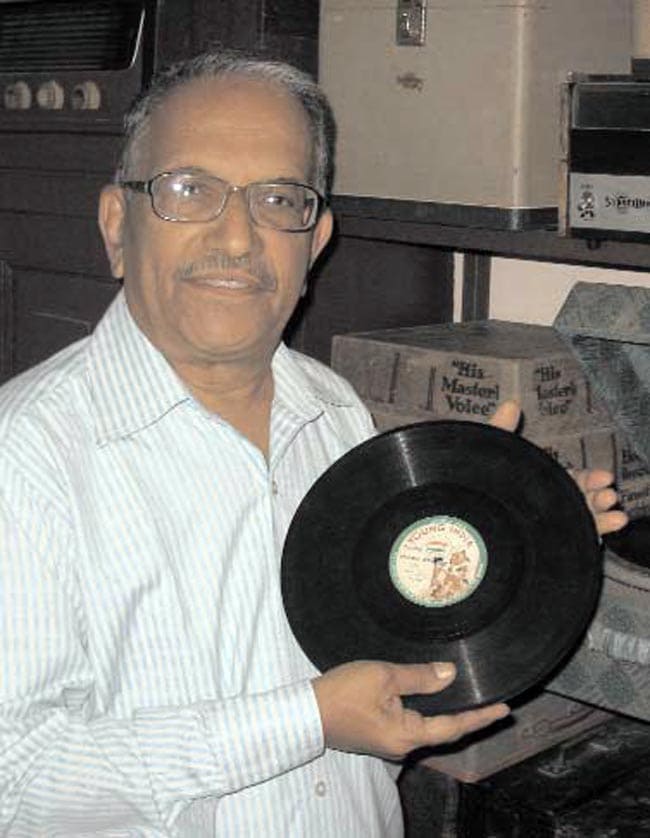 26 सितंबर 2012: तस्वीरों में इंडिया टुडे | पढ़ें इंडिया 26 सितंबर 2012: तस्वीरों में इंडिया टुडे | <a style='COLOR: #d71920' href='http://bit.ly/indiatoday-hindi-section' target='_blank'>पढ़ें इंडिया