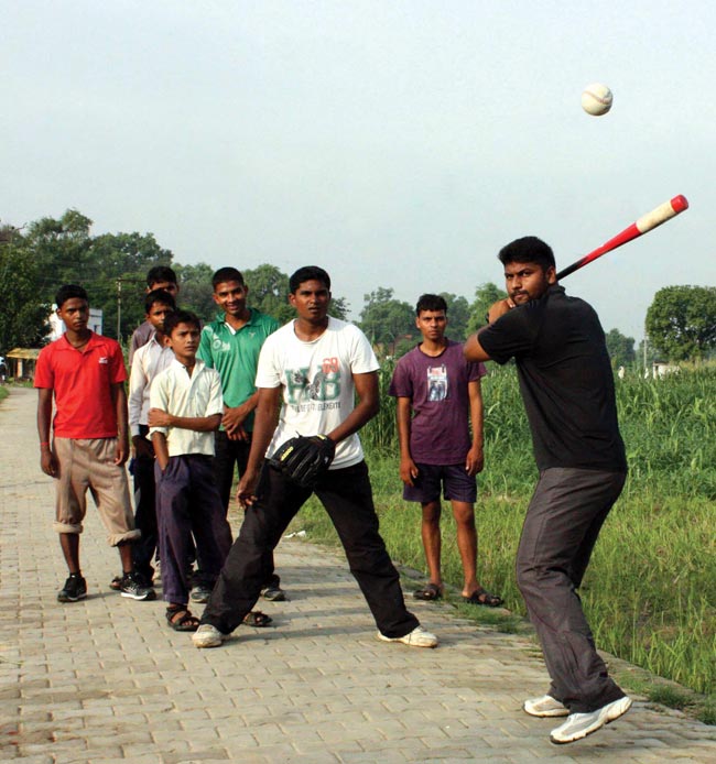 26 सितंबर 2012: तस्‍वीरों में इंडिया टुडे | <a style='COLOR: #d71920' href='http://bit.ly/indiatoday-hindi-section' target='_blank'>पढ़ें इंडिया