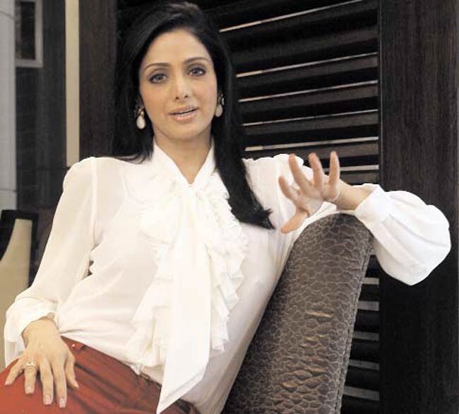 17 अक्टूबर 2012: तस्वीरों में इंडिया टुडे | पढ़ें 17 अक्टूबर 2012: तस्वीरों में इंडिया टुडे | <a style='COLOR: #d71920' href='http://bit.ly/indiatoday-hindi-section' target='_blank'>पढ़ें