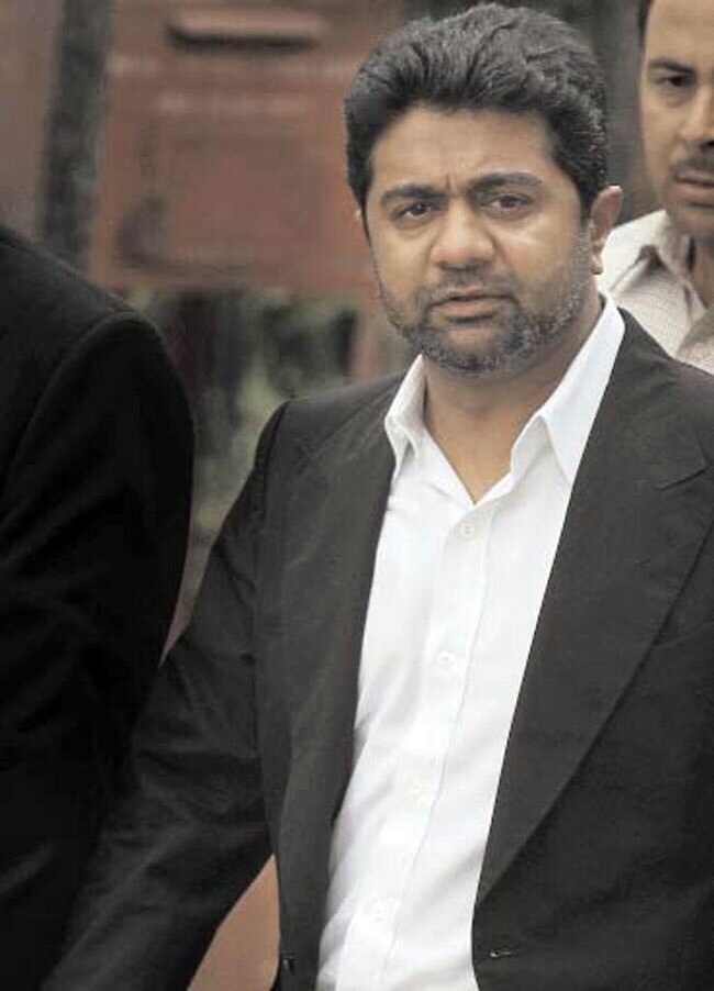 3 अक्टूबर 2012: तस्वीरों में इंडिया टुडे | पढ़ें 3 अक्टूबर 2012: तस्वीरों में इंडिया टुडे | <a style='COLOR: #d71920' href='http://bit.ly/indiatoday-hindi-section' target='_blank'>पढ़ें