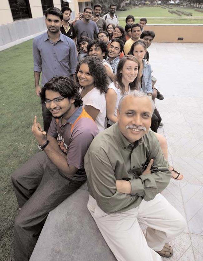 31 अक्टूबर 2012: तस्वीरों में इंडिया टुडे | पढ़ें 31 अक्टूबर 2012: तस्वीरों में इंडिया टुडे | <a style='COLOR: #d71920' href='http://bit.ly/indiatoday-hindi-section' target='_blank'>पढ़ें